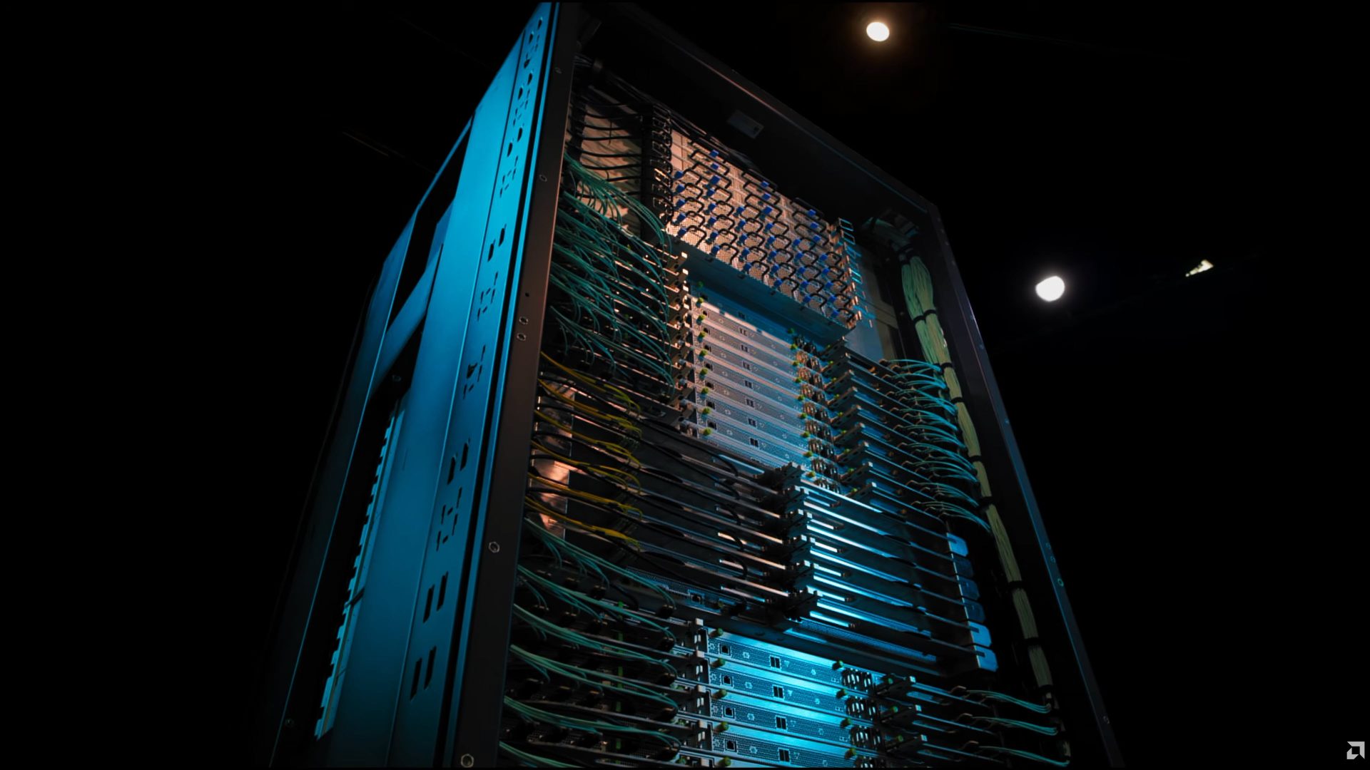 قیمت‌گذاری بالای AMD برای رک Helios نسبت به NVIDIA
